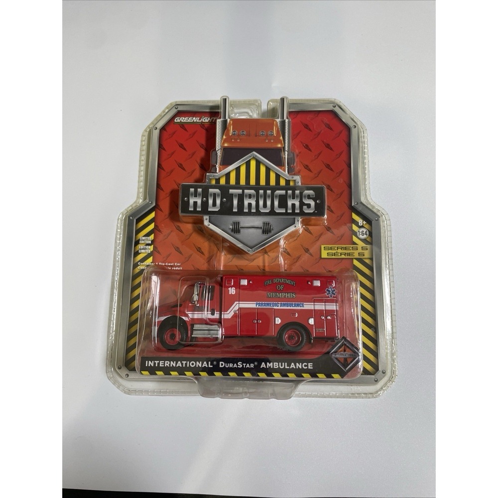 Greenlight HD Trucks International Durastar Ambulance Series 5 BJ3